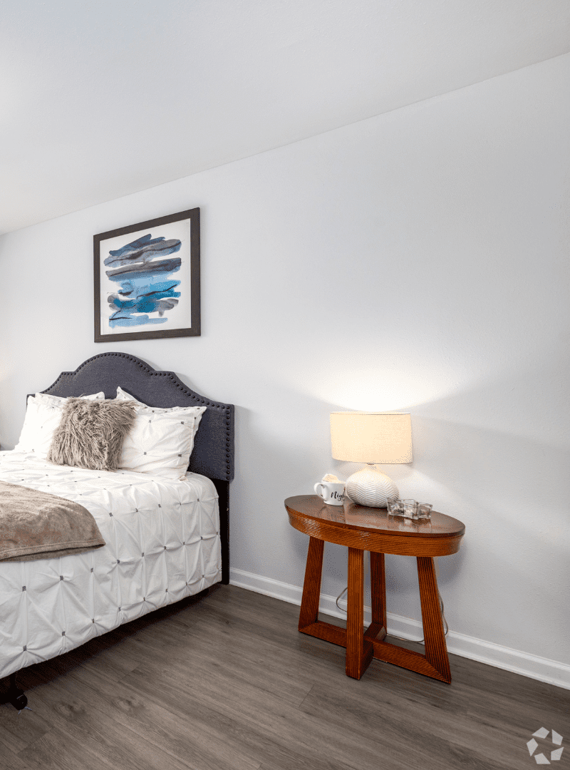 Minimalist bedroom bed simple and organized bedroom